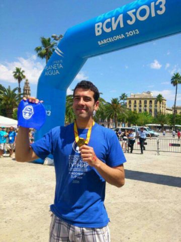 Oro de javi Ramos en aguas abiertas